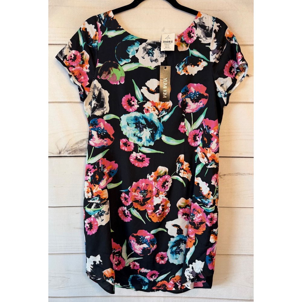 Yumi Kim Women Black Floral Short Sleeve Shift Dress DR-710 Size Large NWT